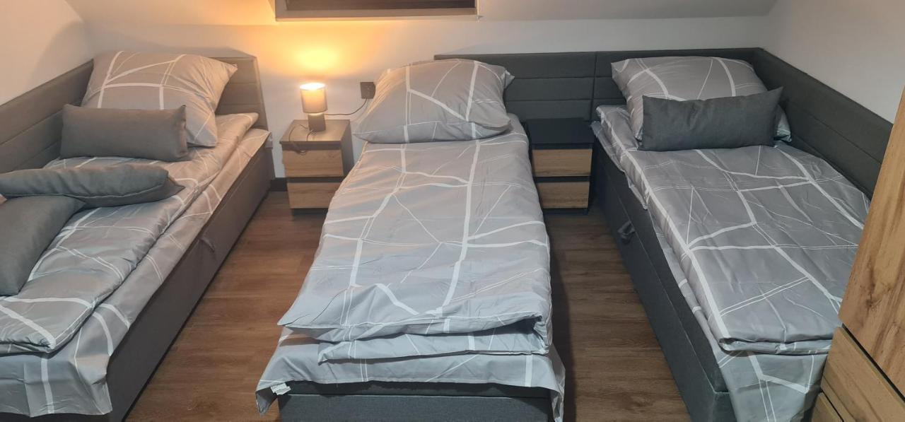 Male Ciche 36J Przy Ostrewkach, Widok Na Gory, Blisko Do Wyciagu Narciarskiego, Idealne Miejsce Na Wypad W Gory -Tarasowka-Zgorzelisko-Rusinowa Polana-Gesia Szyja-Palenica-Wiktorowki-Morskie Oko 穆扎希赫尔 外观 照片