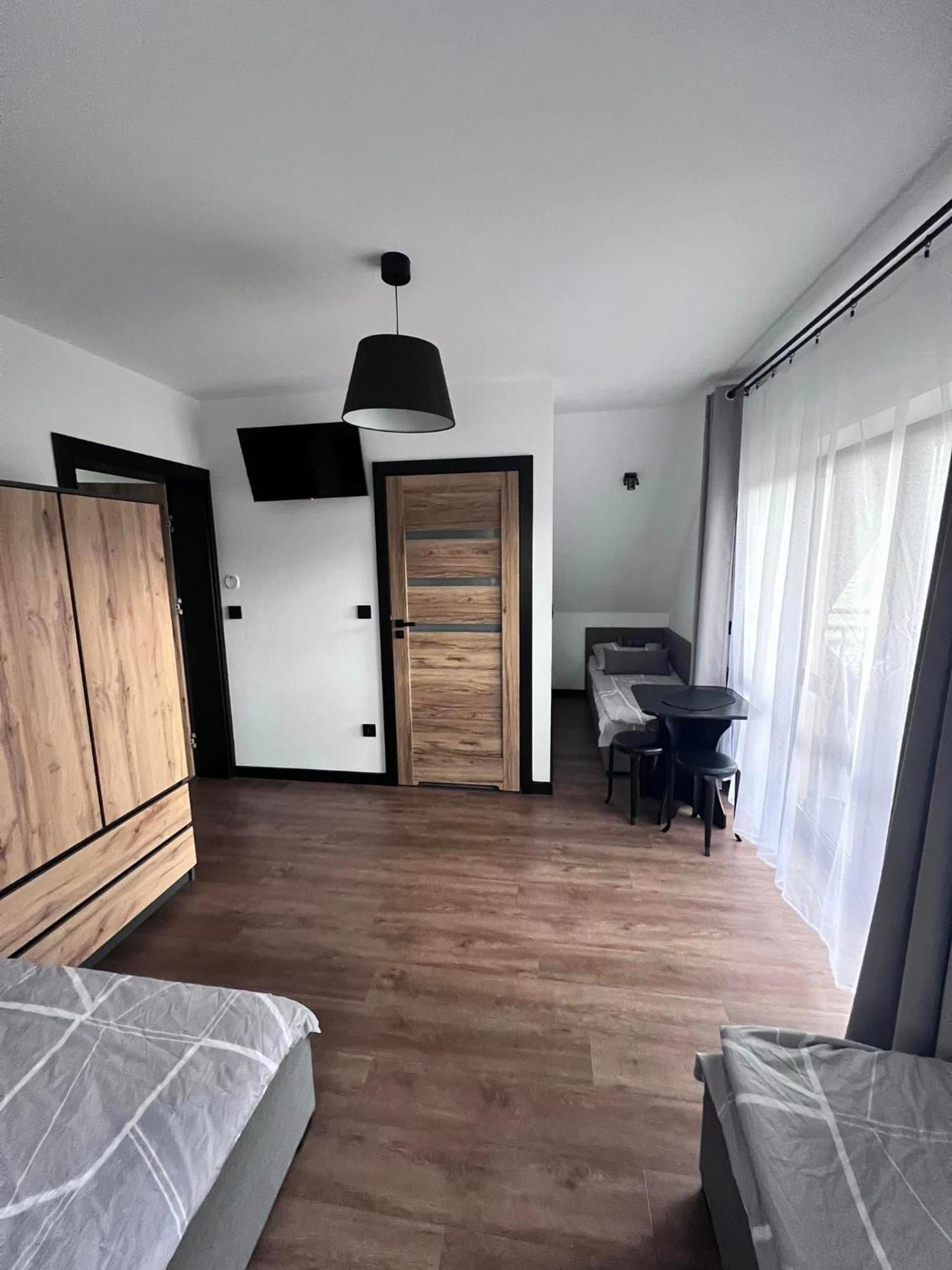 Male Ciche 36J Przy Ostrewkach, Widok Na Gory, Blisko Do Wyciagu Narciarskiego, Idealne Miejsce Na Wypad W Gory -Tarasowka-Zgorzelisko-Rusinowa Polana-Gesia Szyja-Palenica-Wiktorowki-Morskie Oko 穆扎希赫尔 外观 照片